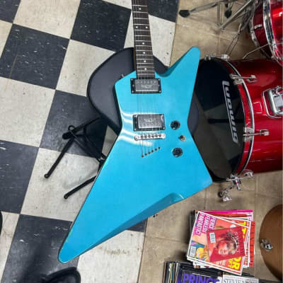 Epiphone deals beast explorer