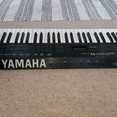 Yamaha DX11 Programmable Algorithm Multitimbral FM Synth image 3