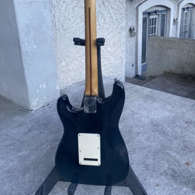 Fender American Standard Stratocaster with Rosewood Fretboard 1991 - Black image 18