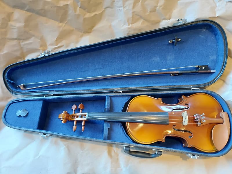 H Siegler Model HS-20 sized 4/4 violin, with case & bow | Reverb