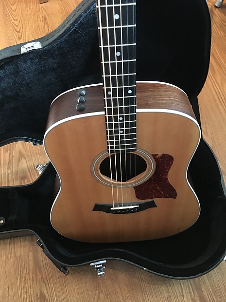 USA Made Taylor 210e Acoustic Guitar