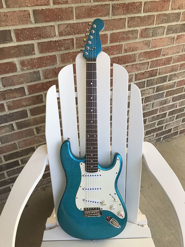 Last Day !!! - Warmoth Stratocaster - sparkle metal flake with matching  headstock