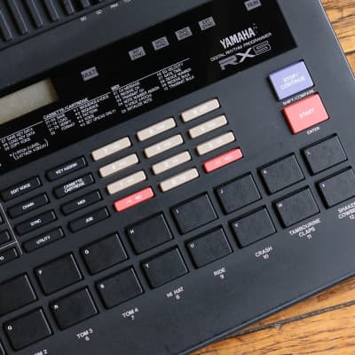 Yamaha RX5 - 12 bit drum machine - like R8 Drumtracks R100 LM SP