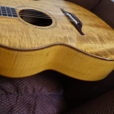 Lowden Acoustic Guitar F35 Myrtle  1997  Flamed one of a kind Top, Back & Sides image 2