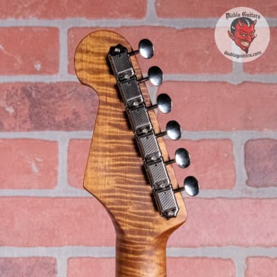 Fender Limited American Professional Stratocaster Candy Apple Red 2019 Diablo Guitars + Case image 7