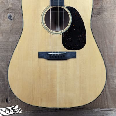 Martin D-18 - Acoustic Guitar - Natural w/Hardshell Case image 8