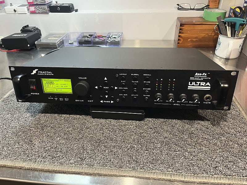 Fractal Audio Axe-FX Ultra Preamp/Effects Processor