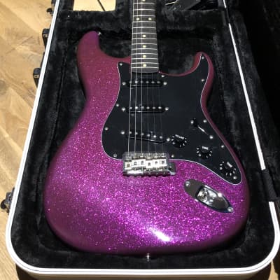 Moollon Stratocaster Purple Sparkle Matching Headstock 2015 - RARE !! image 6