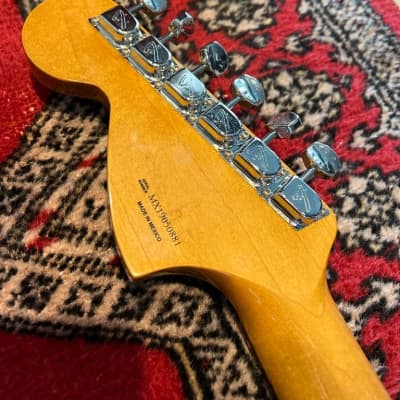 Fender Vintera '70s Stratocaster, Pau Ferro Fingerboard, Sienna Sunburst image 2