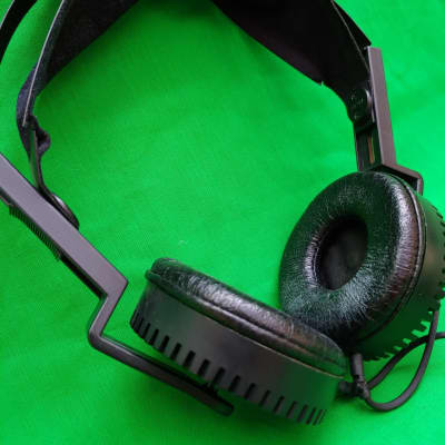 Vintage Yamaha HP-1 Orthodynamic Stereo Headphones / Japan