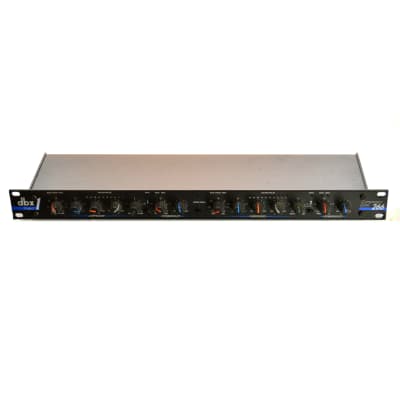 dbx 1 プリアンプ & 266A コンプレッサー/ゲート dbx 1 プリアンプ & 266A コンプレッサー/ゲート - メルカリ