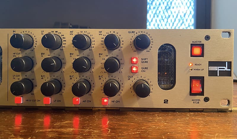 Popular SPL- Qure 9738 (zweikanaliger, parametrischer Dreiband-EQ)