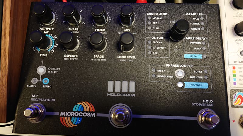 Hologram Microcosm エフェクター　黒　限定500台 Hologram Electronics Releases a Special-Edition Black | Reverb News