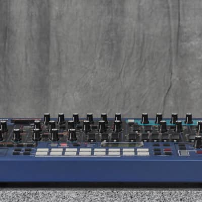 Roland JP-8080 Vintage Analog Modelling Rack Synthesizer in Very Good Condition.