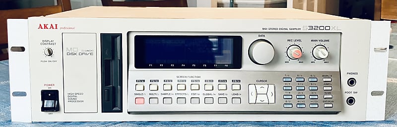 Akai S3200XL MIDI Stereo Digital Sampler 1996 | Reverb