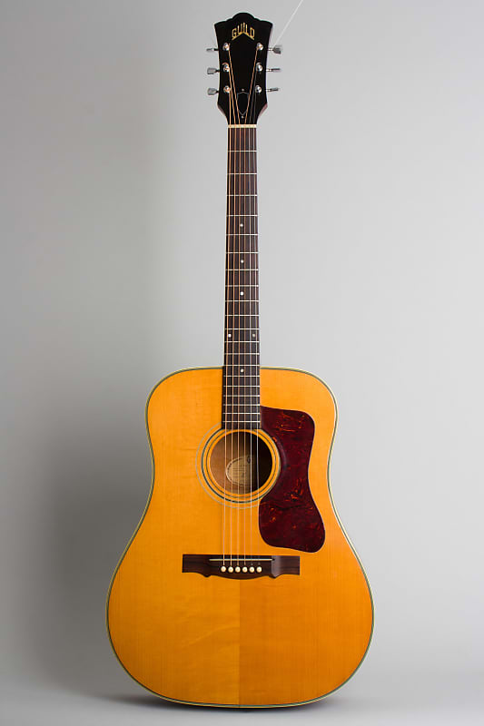 Guild D-40 Flat Top Acoustic Guitar (1967), ser. #AJ-1947, period black  hard shell case.