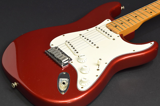 Fender USA Yngwie Malmsteen Stratocaster 1989 Candy Apple Red | Reverb