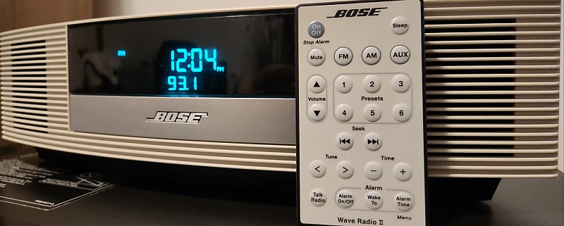 Bose Wave Radio II (N0 CD) w/New Bose Wave Connect Kit & Bluetooth Adapter