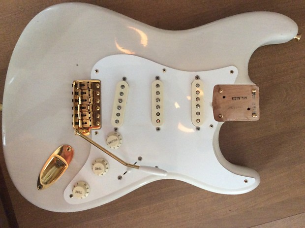 Fender 57 AVRI loaded Stratocaster body White Blonde