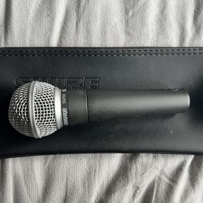 Shure SM58 Handheld Cardioid Dynamic Microphone