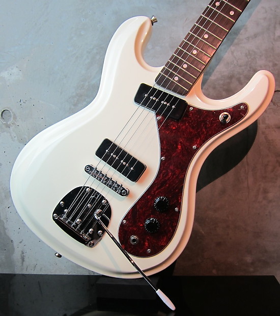 ARIA DM-01 Vintage White