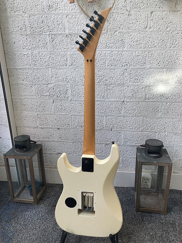 Fernandes STJ-90 80s White