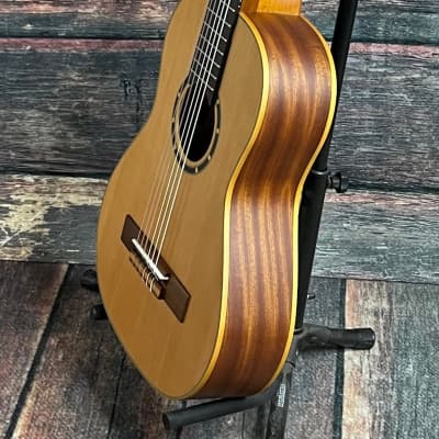 Ortega Left Handed R122-1/2-L Family Series 1/2 Size Nylon String Acoustic Guitar image 3