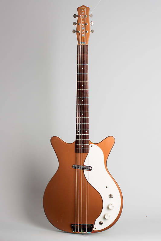Danelectro  Standard Shorthorn Model 3612 Electric 6-String Bass Guitar (1961/4), ser. #2031, chipboard case. image 1