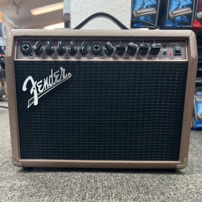 Fender Acoustasonic Guitar Amp for Acoustic Guitar, 40 Watts, with 2-Year  Warranty 2x6.5 Inch Speakers, Chorus Effect, Dual Front-panel Inputs