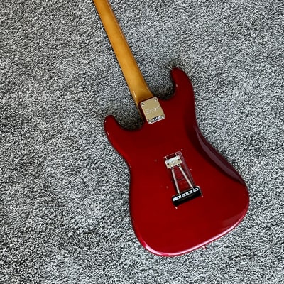 2021 Squier Classic Vibe Stratocaster '60s Candy Apple Red image 4