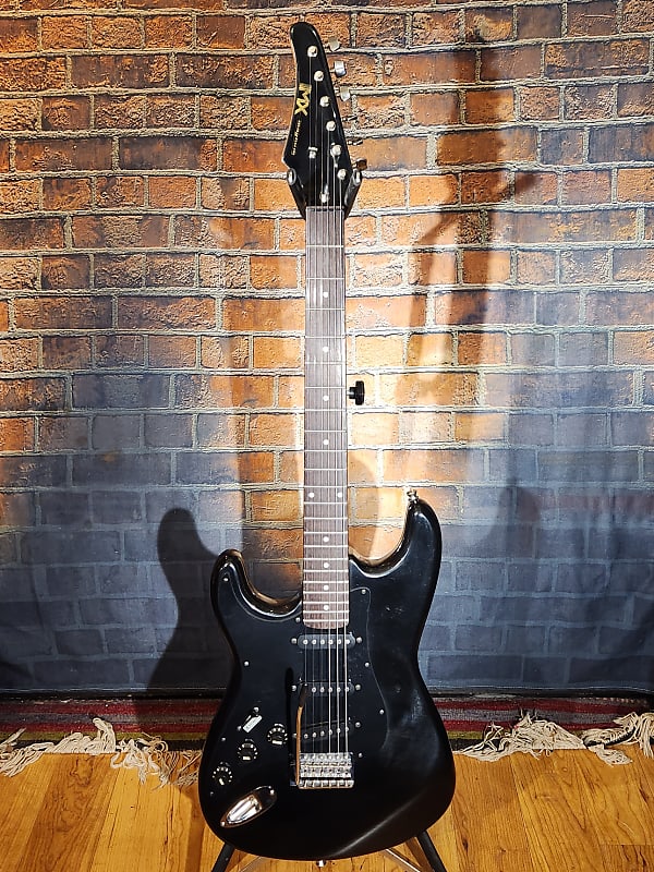 MX Magnum Left-Handed Black-Free Set Up | Reverb