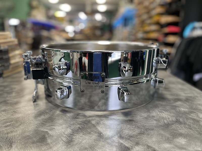 Yamaha SD355DW / No. 451 5.5x14” Dave Weckl Signature Dual Strainer Snare  1990s Polished Aluminum