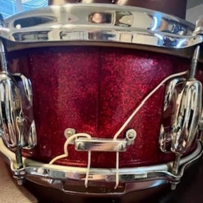Slingerland No. 146 Hollywood Ace 5.5x14" 8-Lug Snare Drum with Rapid Strainer 1963 - 1976 - Red Sparkle image 11