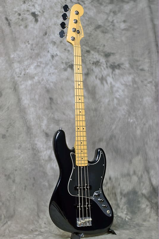 Fender USA American Standard JazzBass S 1 Black (01/19)