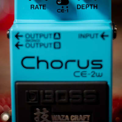 Boss CE-2W Waza Craft Chorus Guitar Pedal image 2