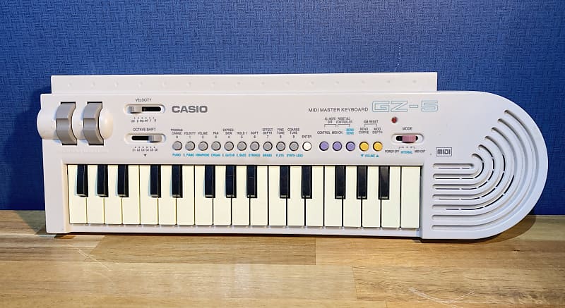 Casio GZ-5 32 Key Midi Controller / General Midi Keyboard Ultra