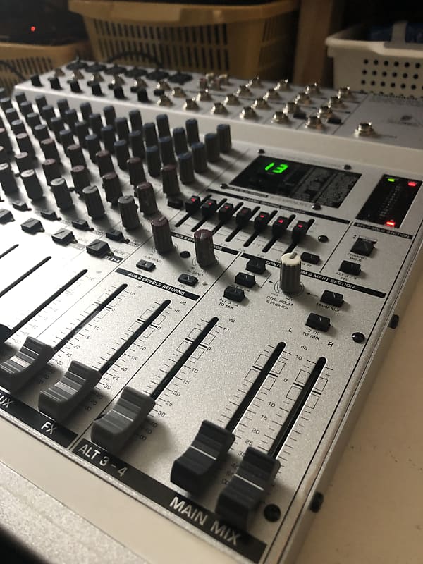 Behringer EURORACK MX1804 X ミキサー アダプター付き s-l400.jpg