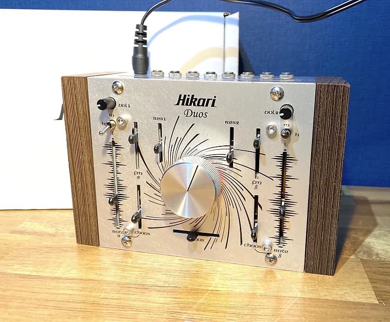 Hikari Instruments MONOS CV