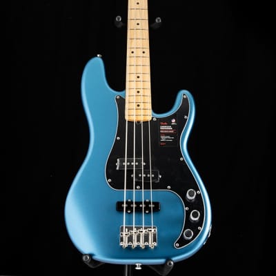 Fender American Performer Precision Bass Satin Lake Placid Blue image 2