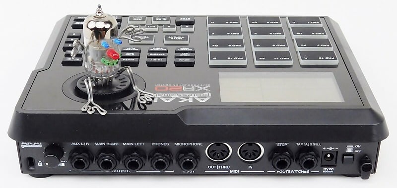 【名機♪】AKAI ドラムマシン　XR-20 sddefault.jpg