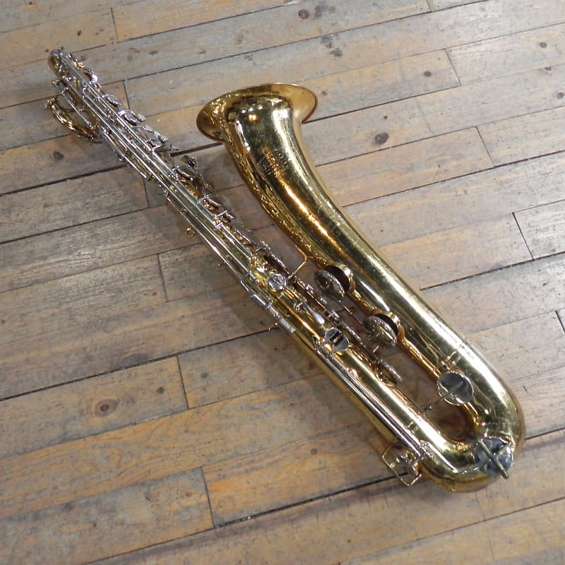 Bundy baritone deals saxophone