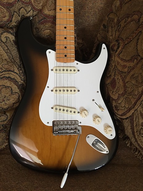 Avri stratocaster on sale