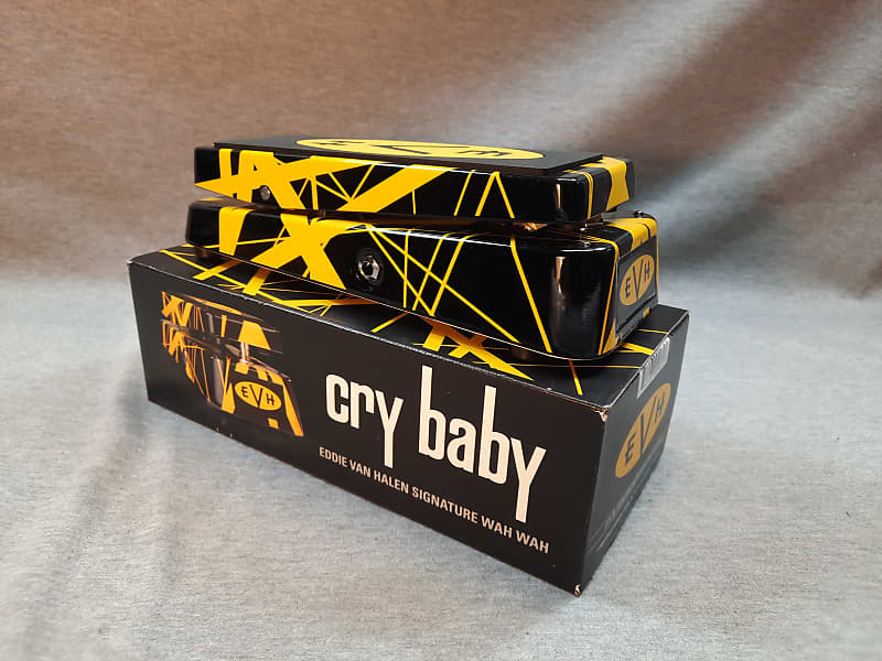 Jim Dunlop EVH-95 EddieVanHalen シグネチャーワウ Amazon.com: Jim Dunlop Cry Baby EVH Wah : Musical Instruments