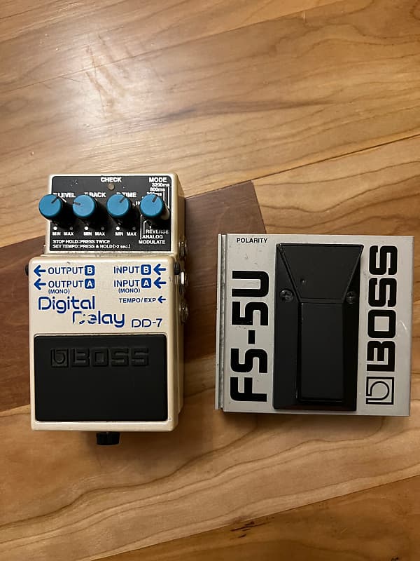 Boss DD-7 Digital Delay with Boss FS-5U | Reverb