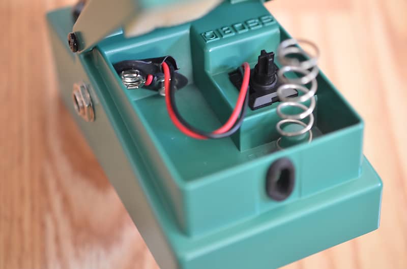 Boss TR-2 Tremolo with Keeley Mod Teal