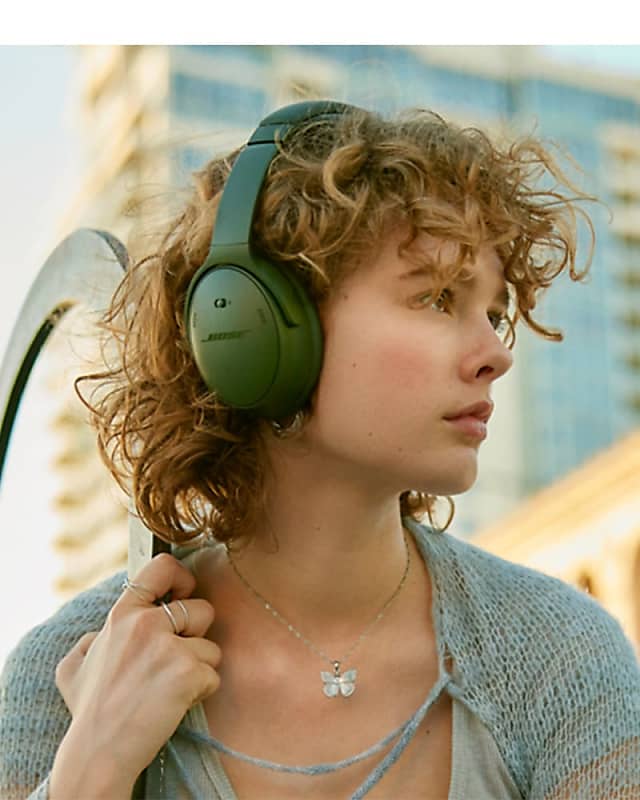 BOSE QuietComfort ヘッドフォンCypress Green Amazon.com: Bose QuietComfort Wireless Noise Cancelling Over