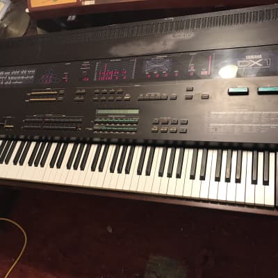 Yamaha DX1 Programmable algorithm synthesizer image 3