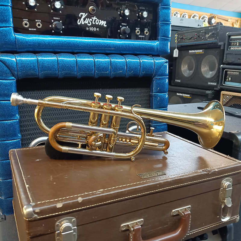 コルネットGETZEN 300SERIES ELKHORN.WIS. U.S.A Pre-owned Vintage Getzen Elkhorn, WIS 300 USA Series Trumpet