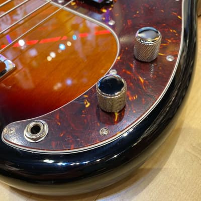 Fender American Professional II Precision Bass 2023 - 3-Color Sunburst image 9