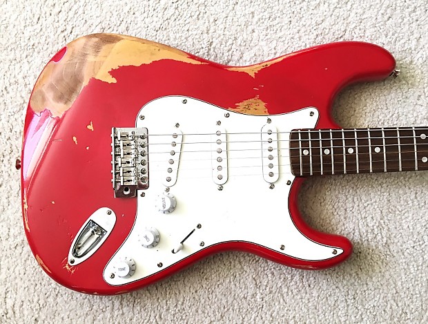 ストラトキャスター　レリック FENDER レリック ストラトキャスター フェンダー ビンテージ